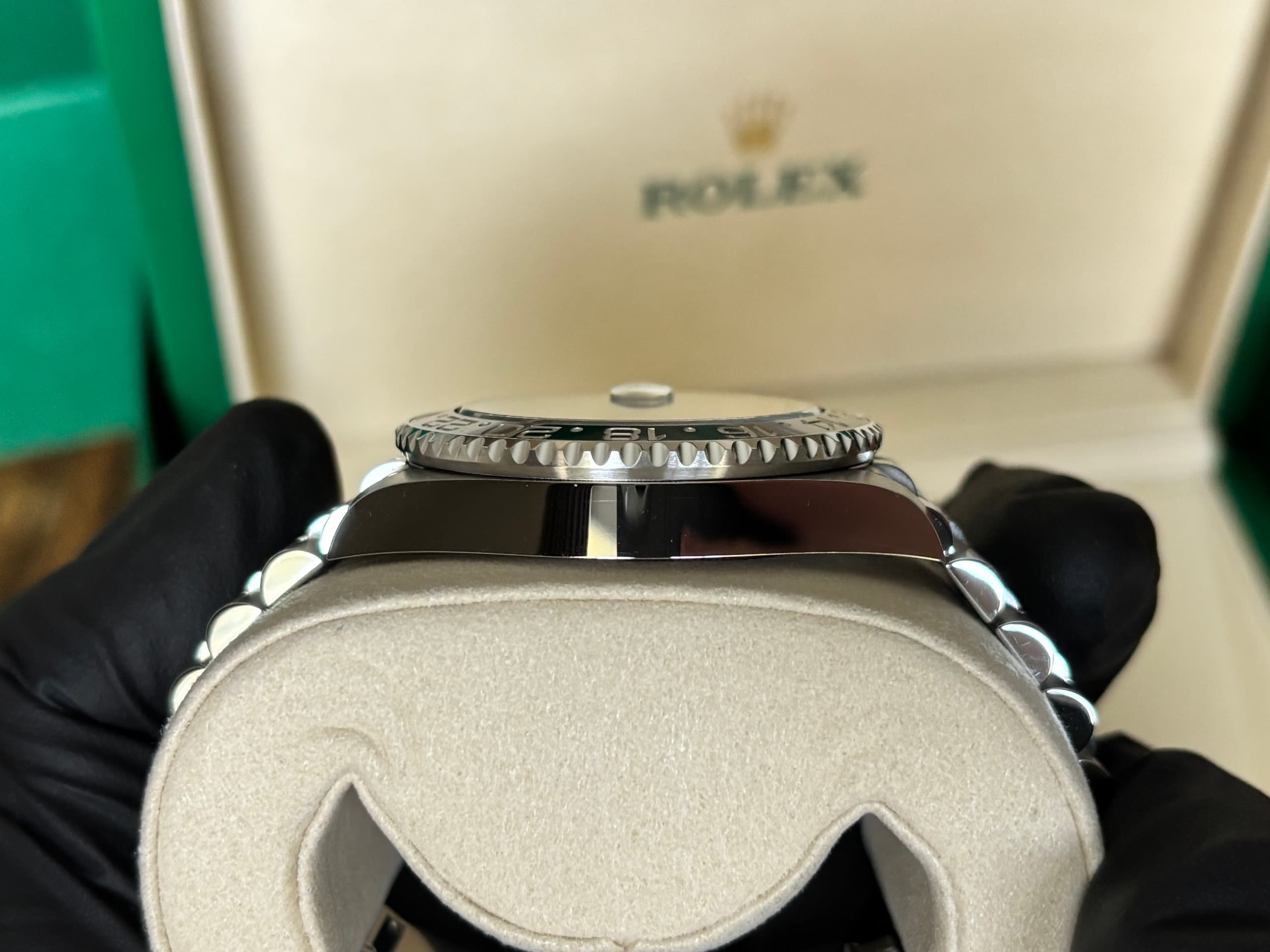 Rolex GMT Master II 126710GRNR “Bruce Wayne” (2026) — photo 6